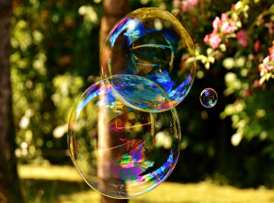 Pro Tips for Creating Unbelievably Big Bubbles